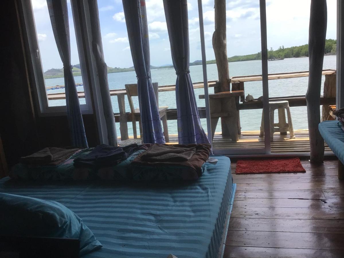 Homestay&Chaoleyseafoodrestaurant Ko Pu Exterior photo